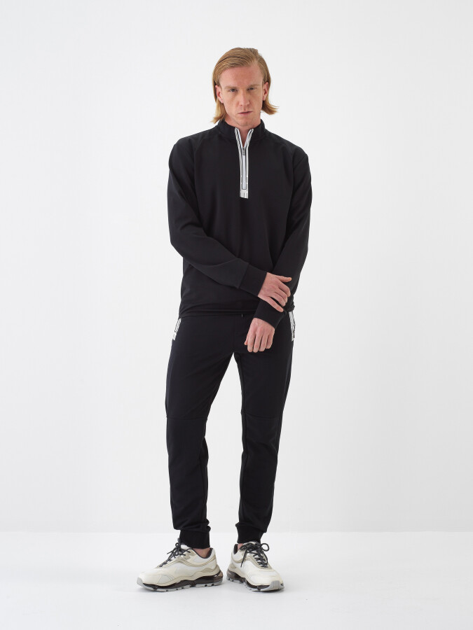 Black Slim Fit Cotton Sweatshirt (1)