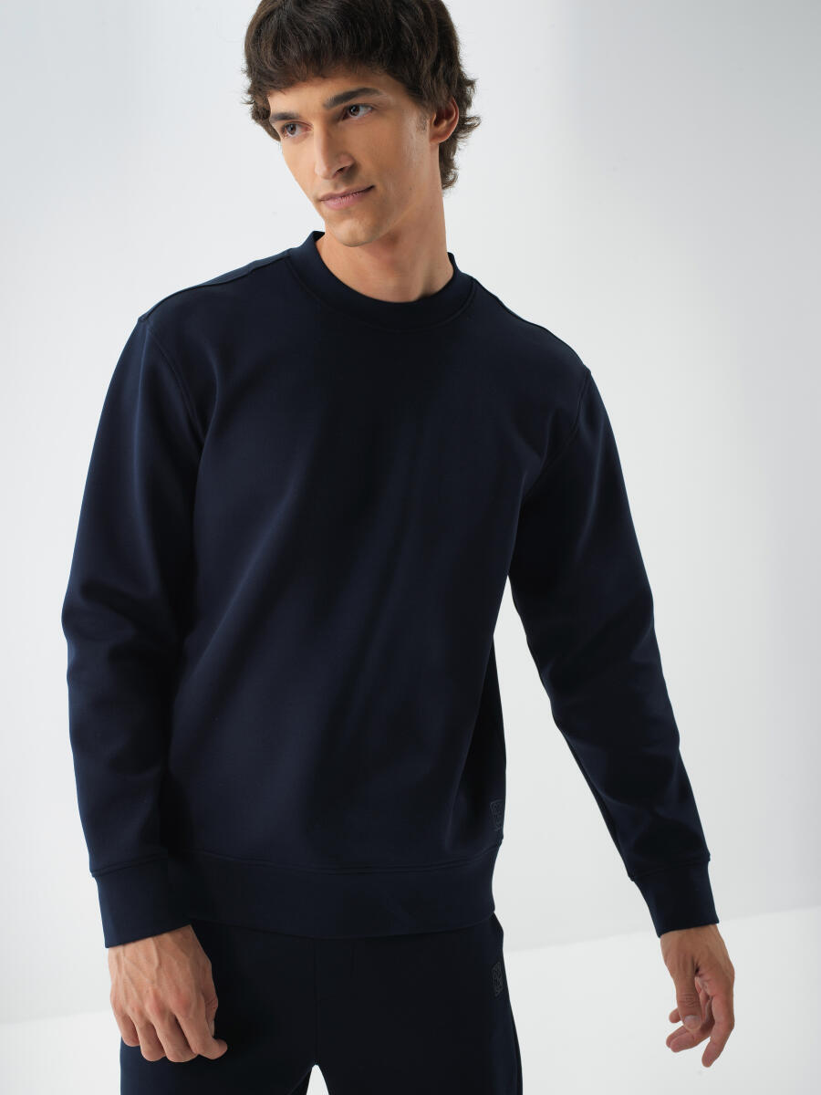 Cotton Basic Sweatshirt - 1