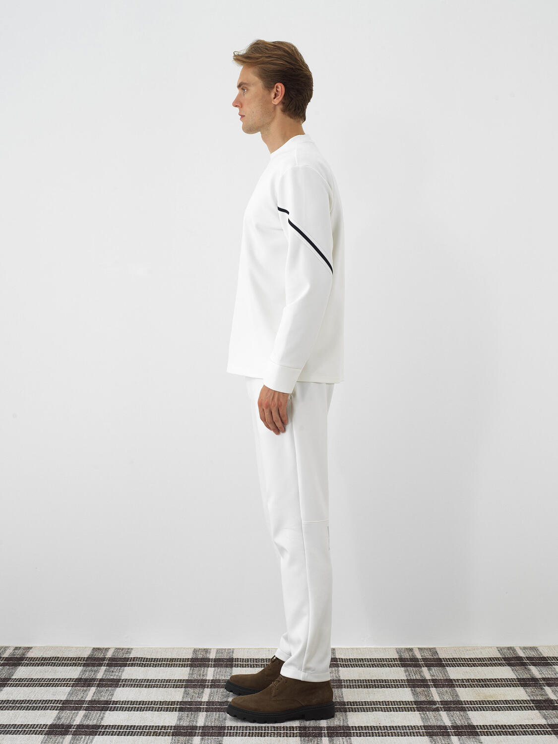 Ecru Flexible Textured Regular Fit Sweatshirt - 2