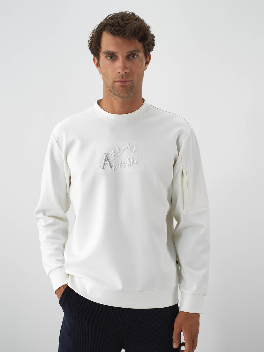 Ecru Flexible Textured Regular Fit Sweatshirt