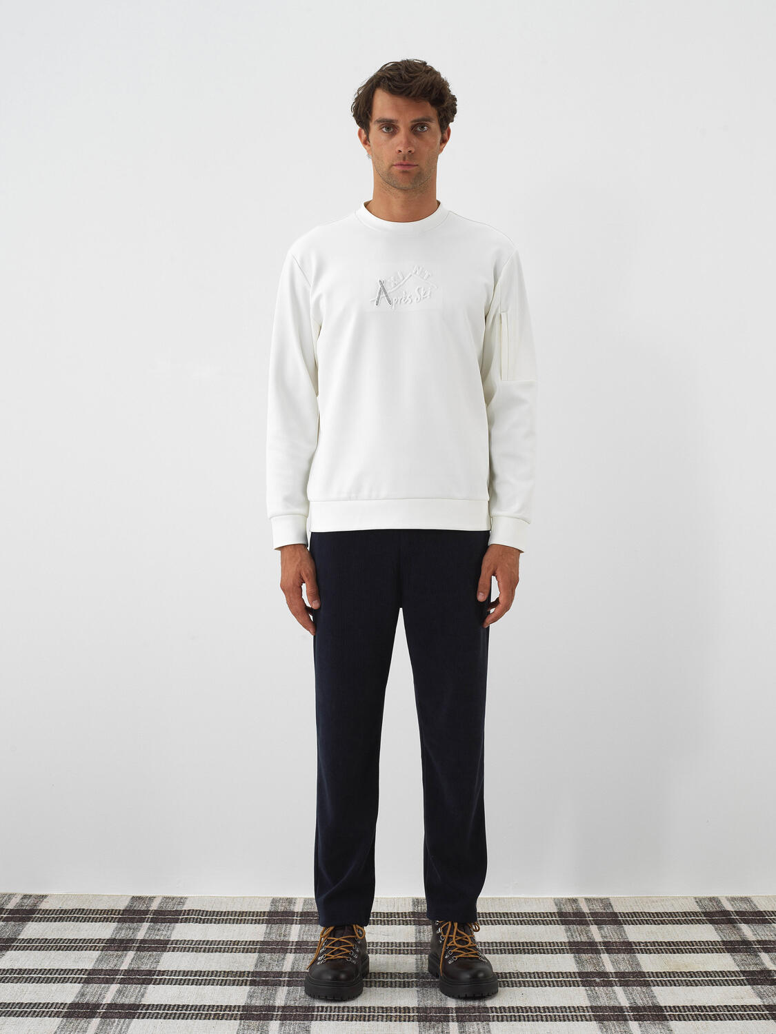 Ecru Flexible Textured Regular Fit Sweatshirt - 2