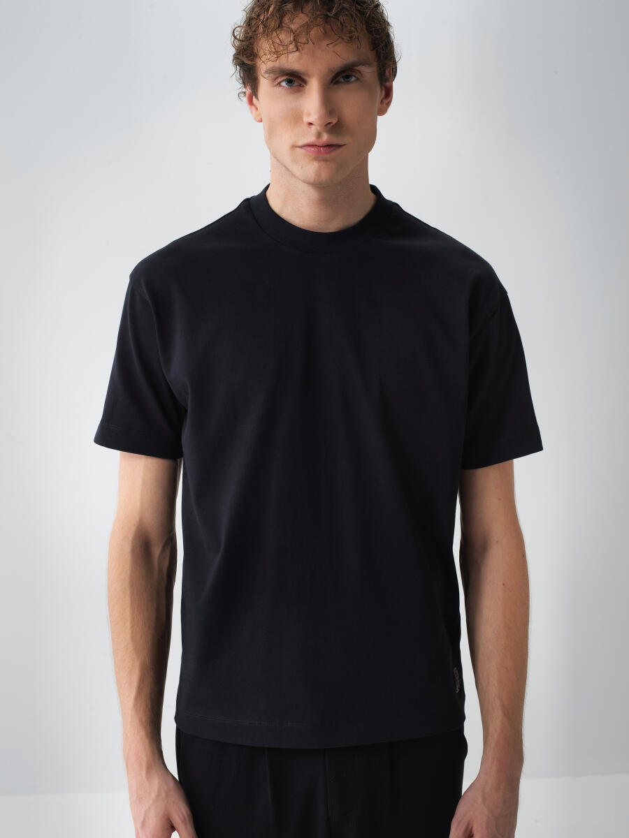 100% Cotton Basic T-Shirt - 1