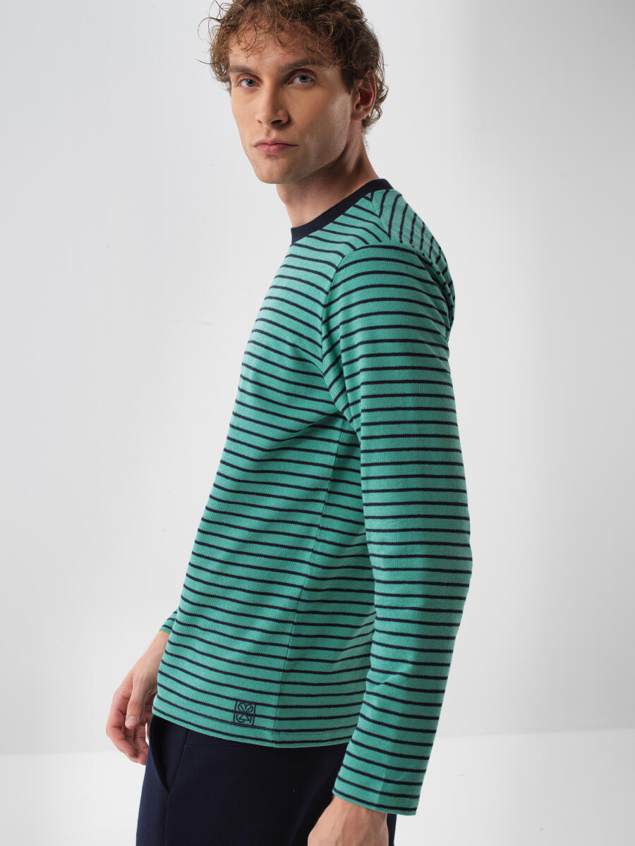 100% Cotton Striped T-Shirt - 1