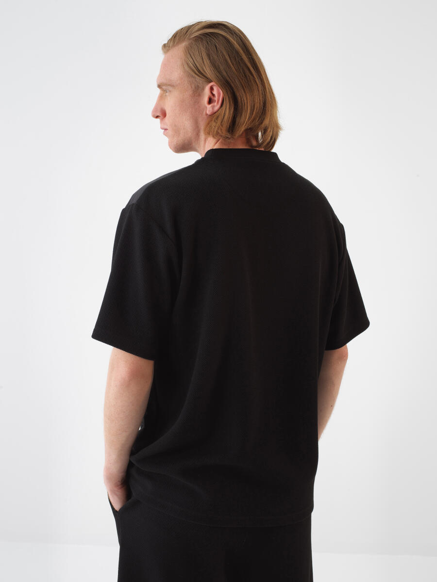 Black Oversize T-Shirt - 4
