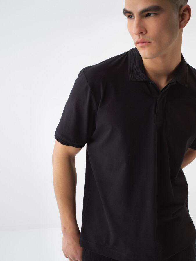 Black Regular Fit Cotton T-Shirt 