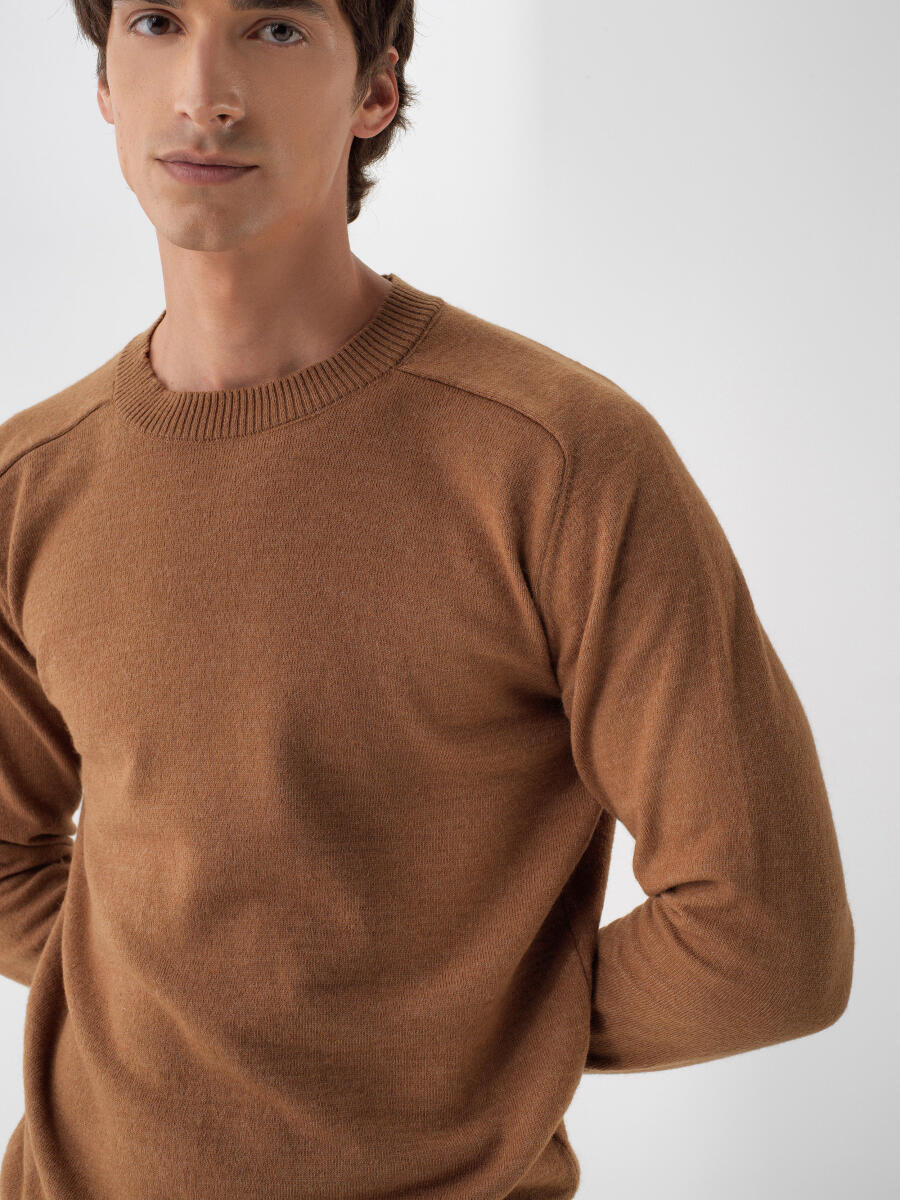 Wool Crew Neck Basic Sweater - 1