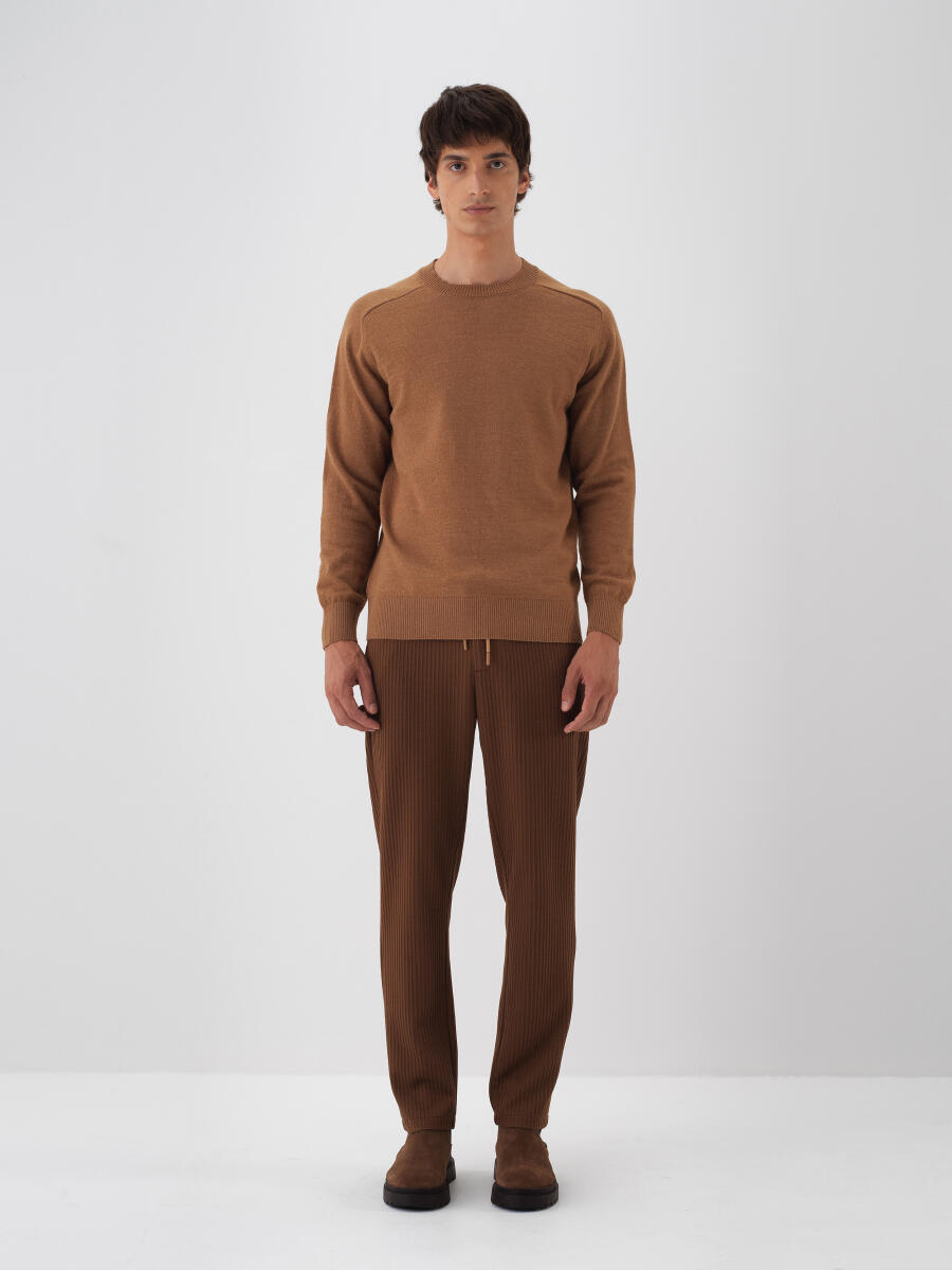 Wool Crew Neck Basic Sweater - 3