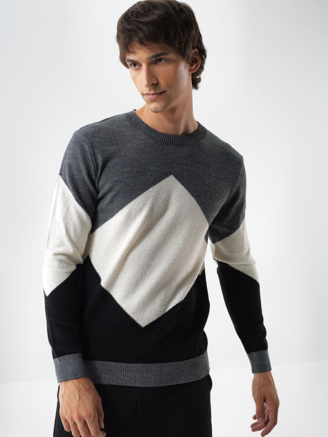 Wool Patterned Sweater - 2