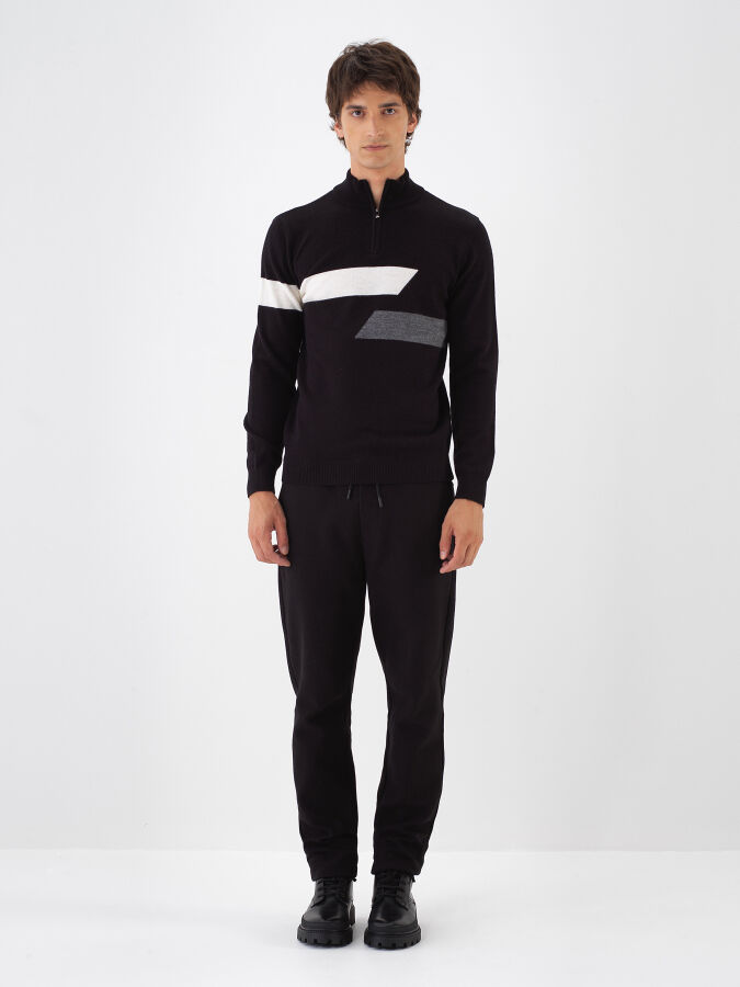 Wool Patterned Sweater - Xint