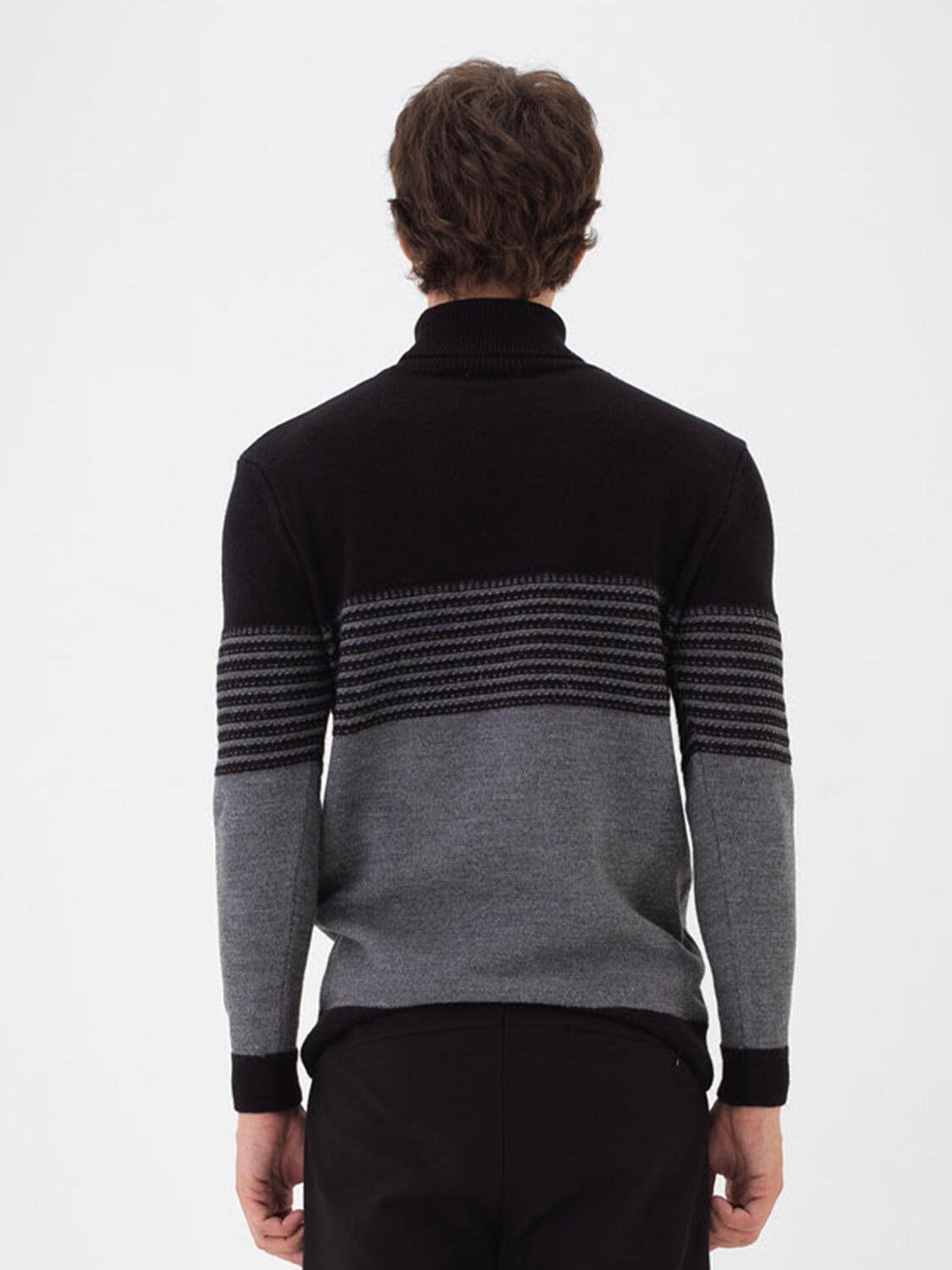 Wool Patterned Sweater - 3