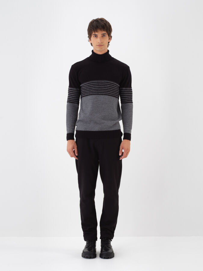 Wool Patterned Sweater - 3