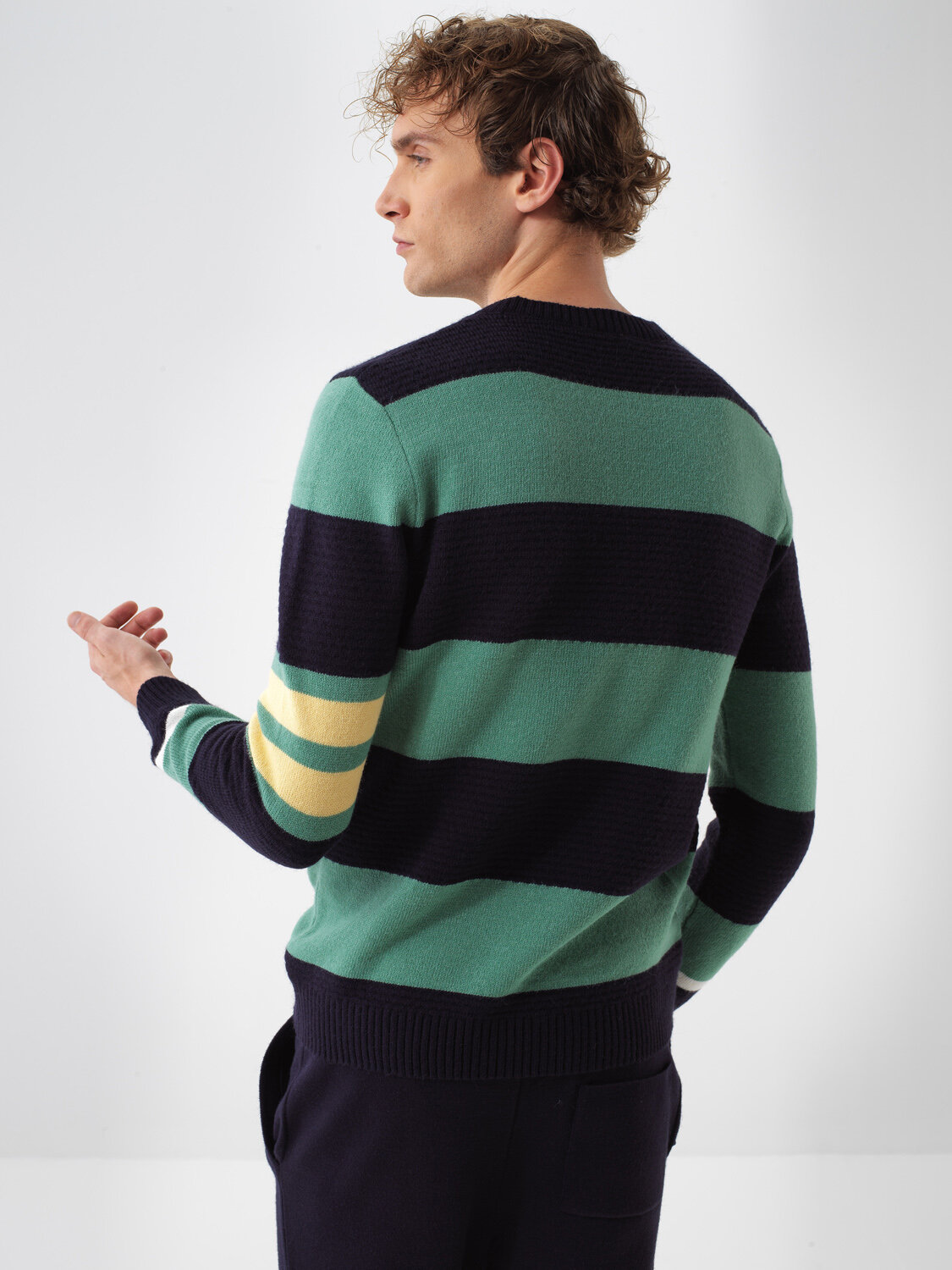 Wool Patterned Sweater - Xint