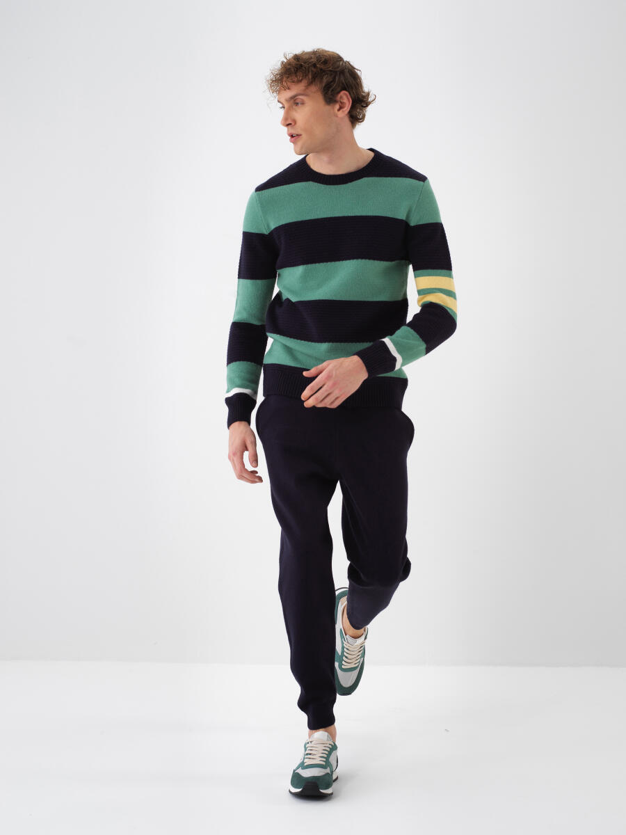 Wool Patterned Sweater - 3