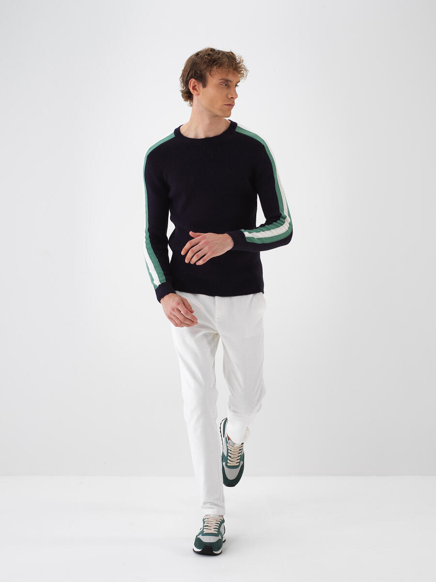 Wool Patterned Sweater - 3