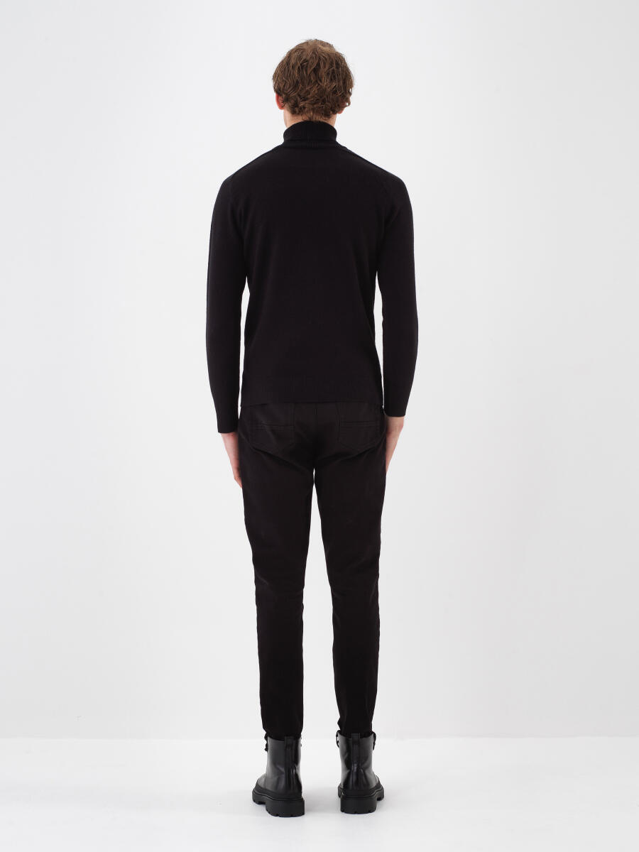 Wool Turtleneck Basic Sweater - 5