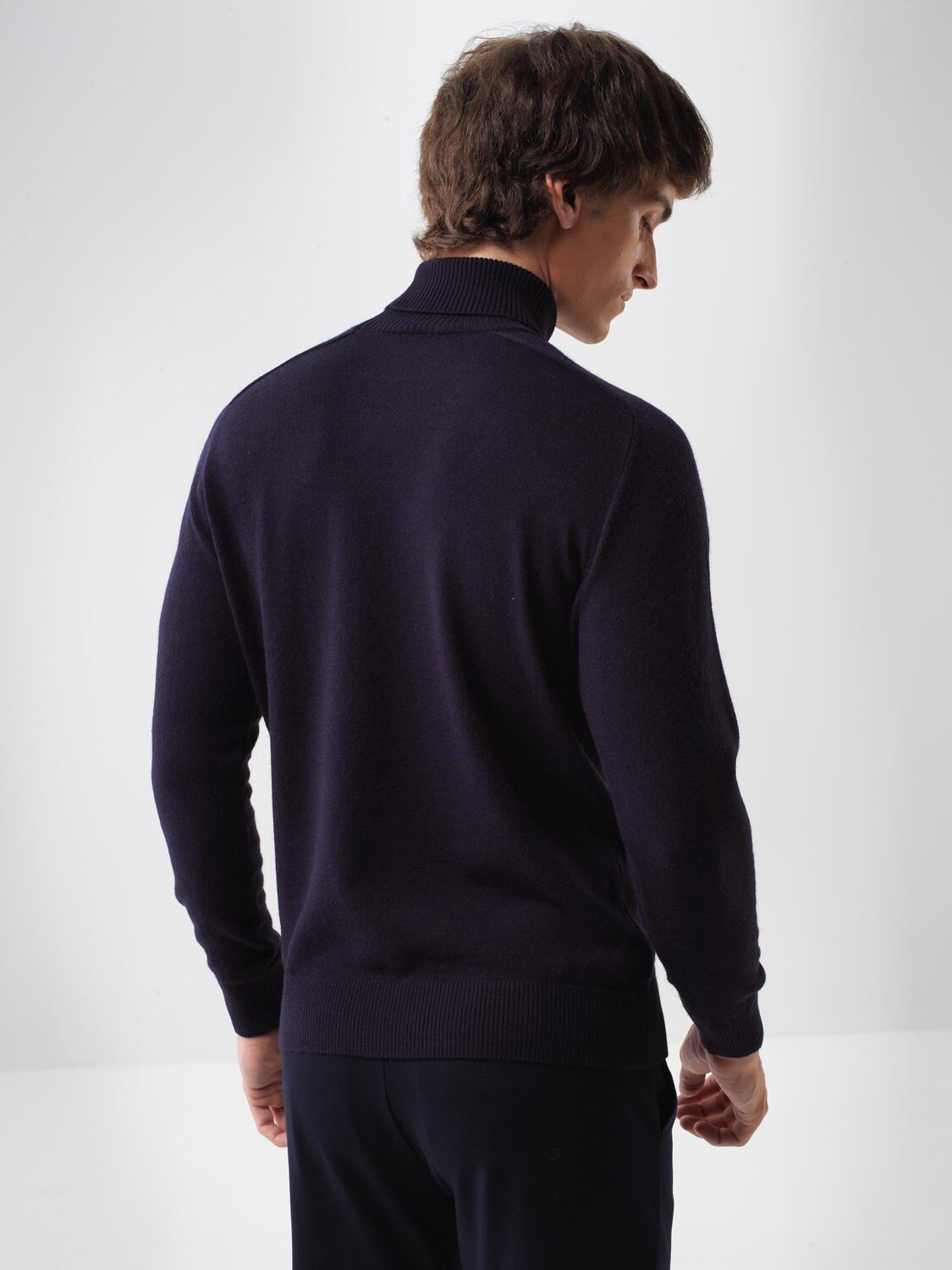 Wool Turtleneck Basic Sweater - 4