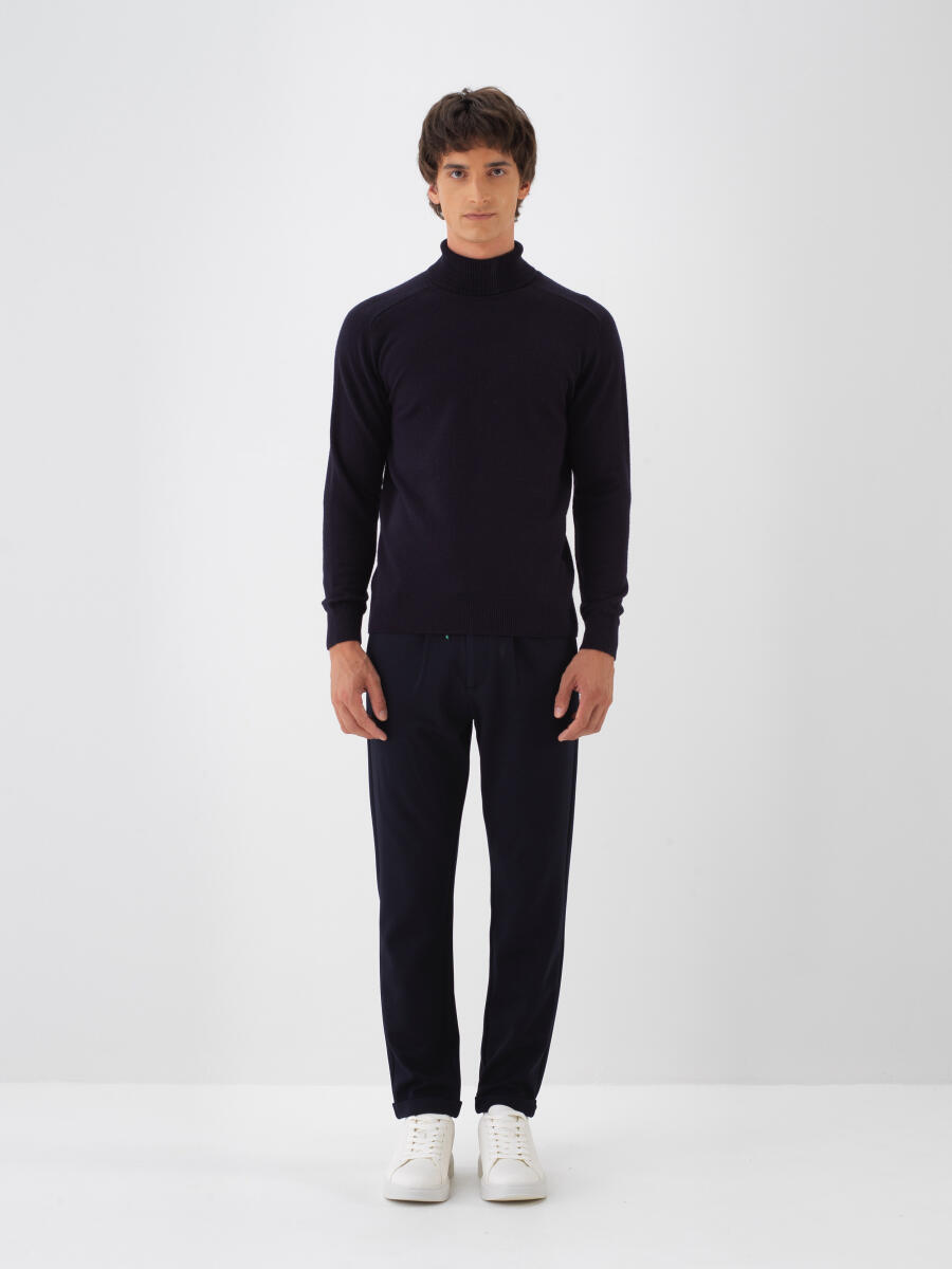 Wool Turtleneck Basic Sweater - 1
