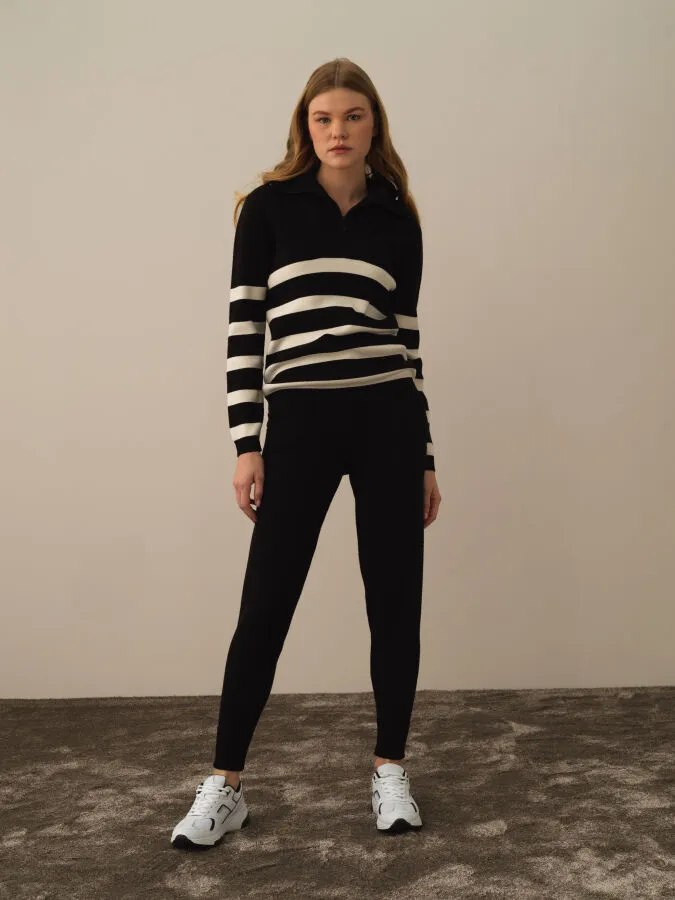 Oversized Hooded Sweater - Xint