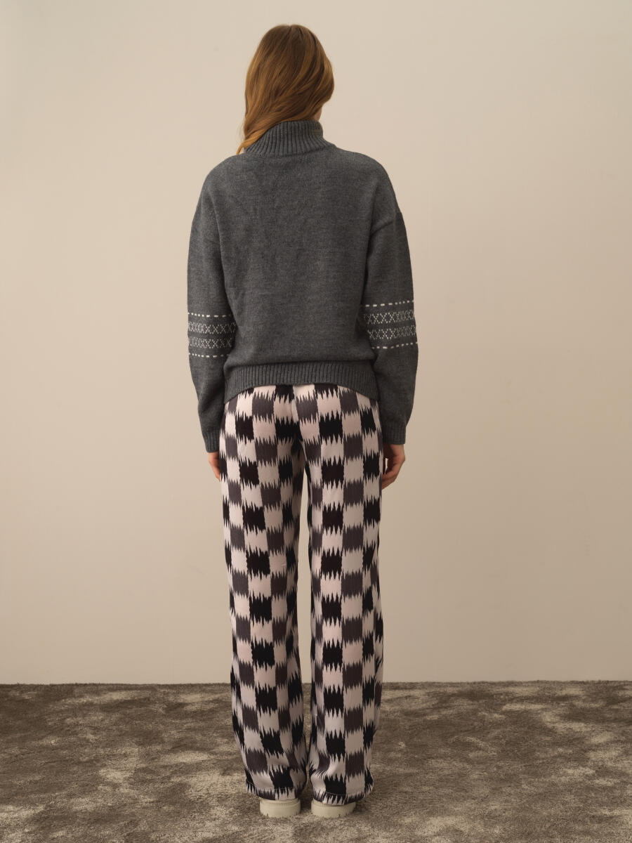 Oversized Patterned Wool Sweater - 4