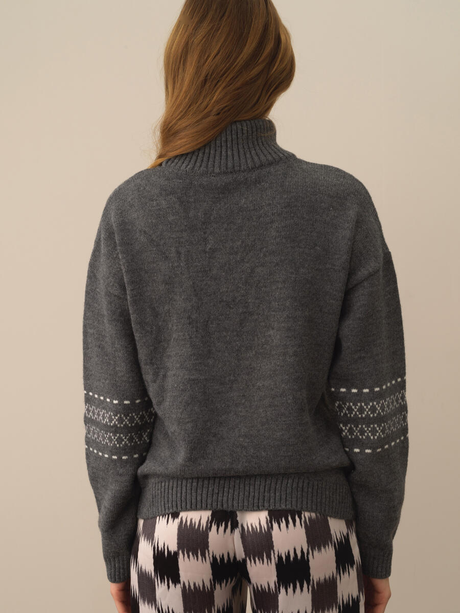 Oversized Patterned Wool Sweater - 3