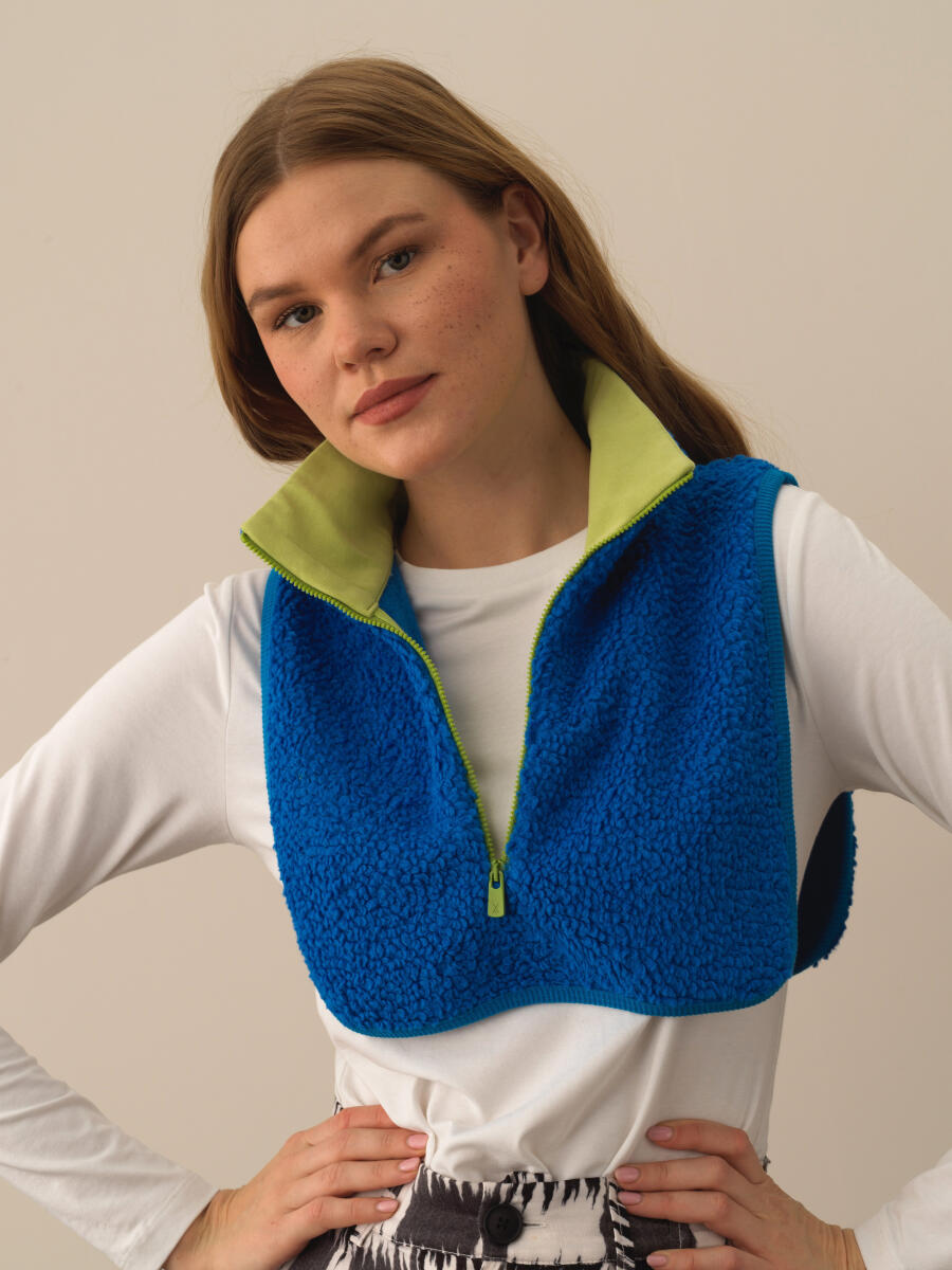 Regular Fit Neckline