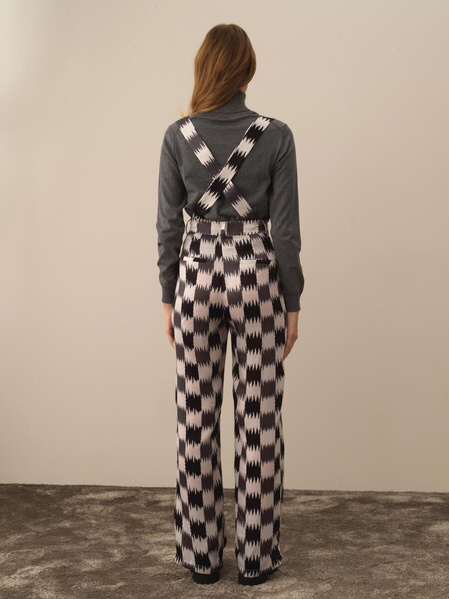 Regular Fit Patterned Jumpsuit - 4