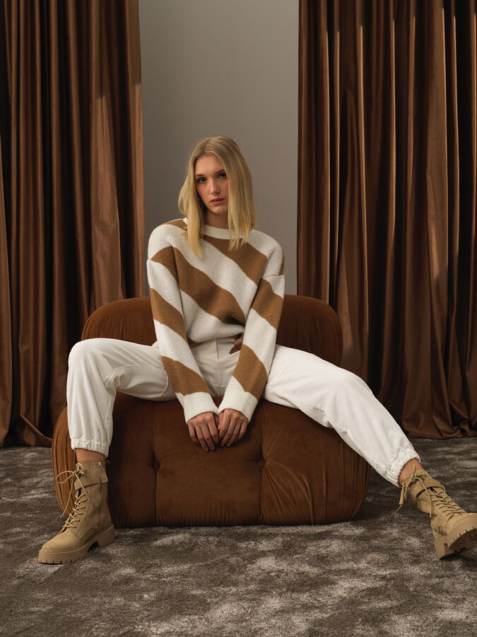 Striped Oversized Sweater - Xint