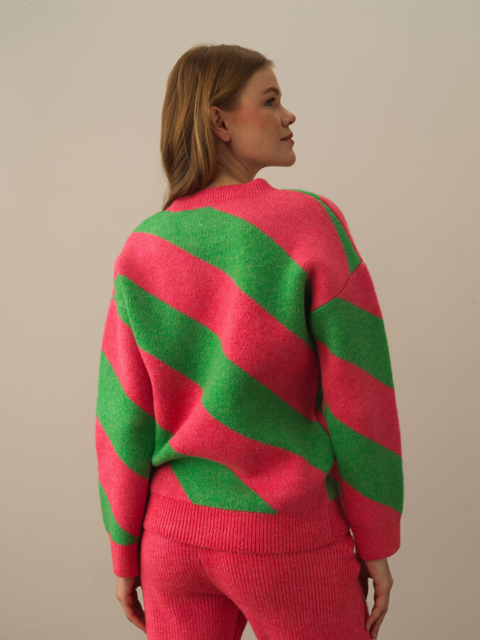 Striped Oversized Sweater - Xint