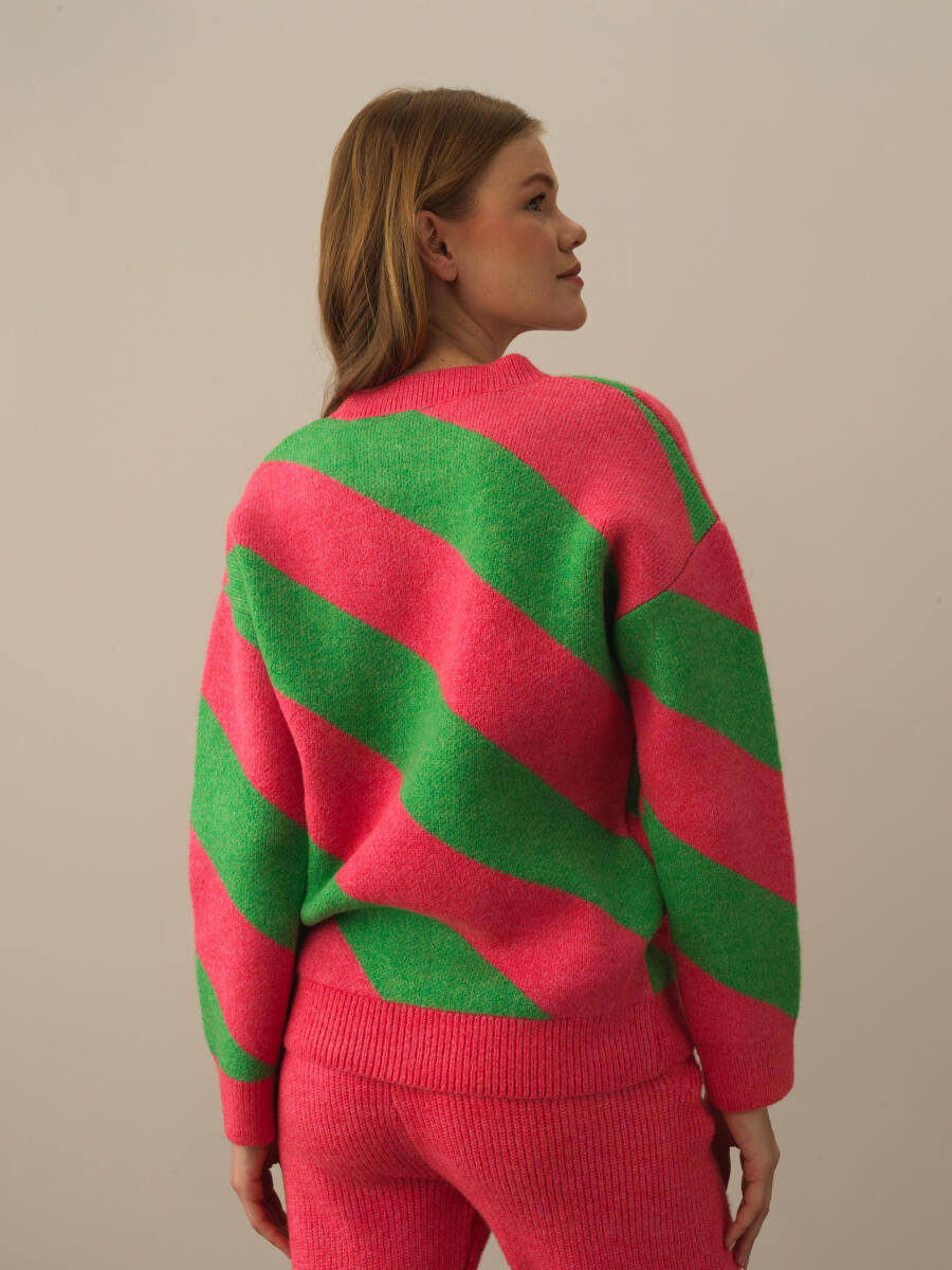 Striped Oversized Sweater - 5