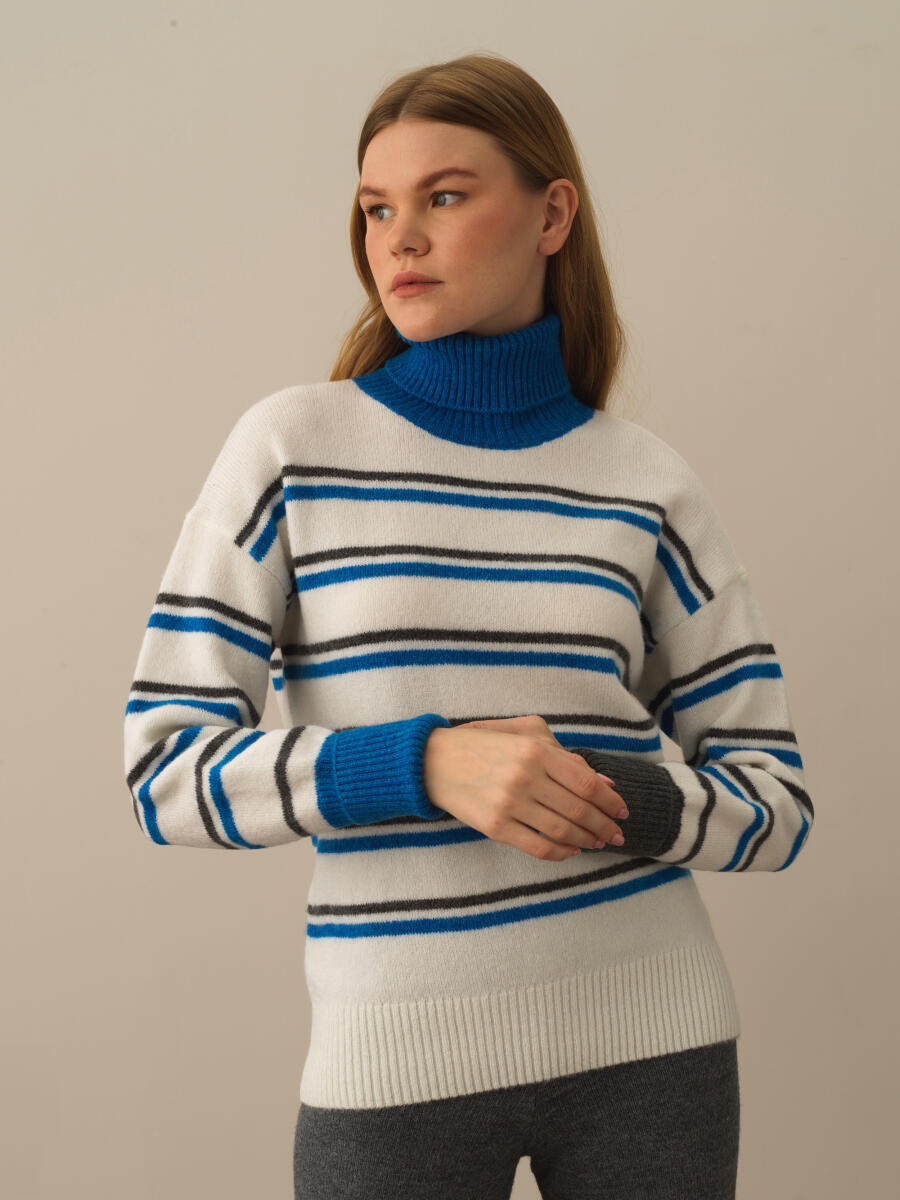 Striped Turtleneck Oversized Sweater