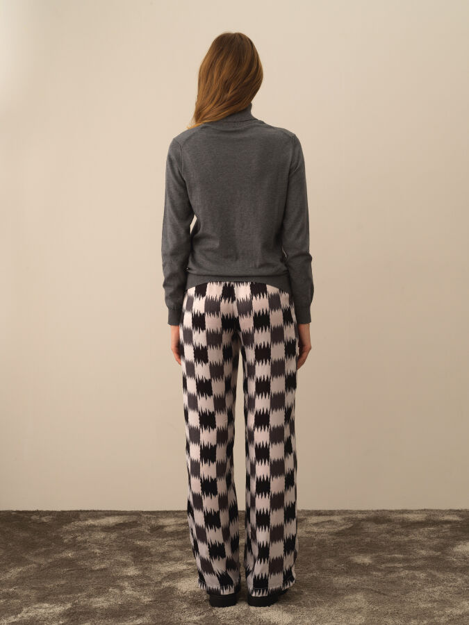 Turtleneck Regular Fit Basic Sweater - Xint