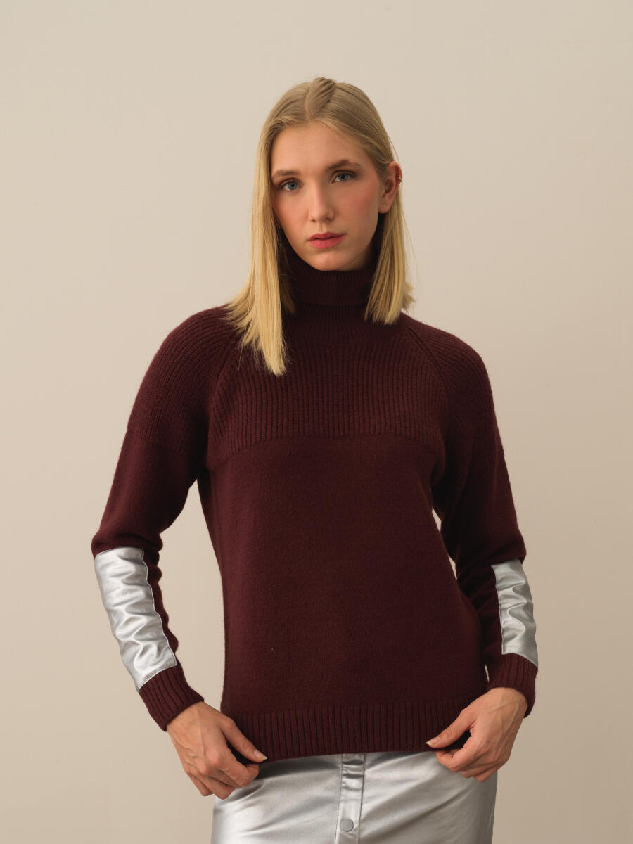 Turtleneck Regular Fit Wool Sweater