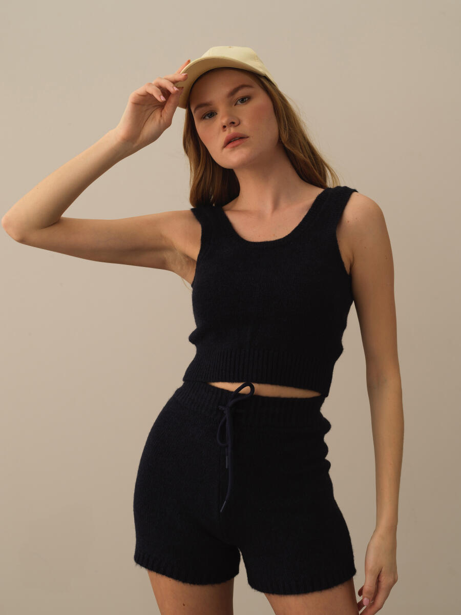 U-Neck Regular Fit Knit Tank Top