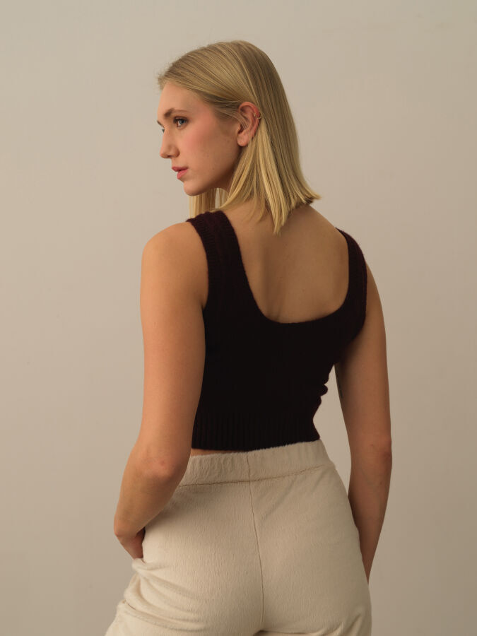 U-Neck Regular Fit Knit Tank Top - Xint