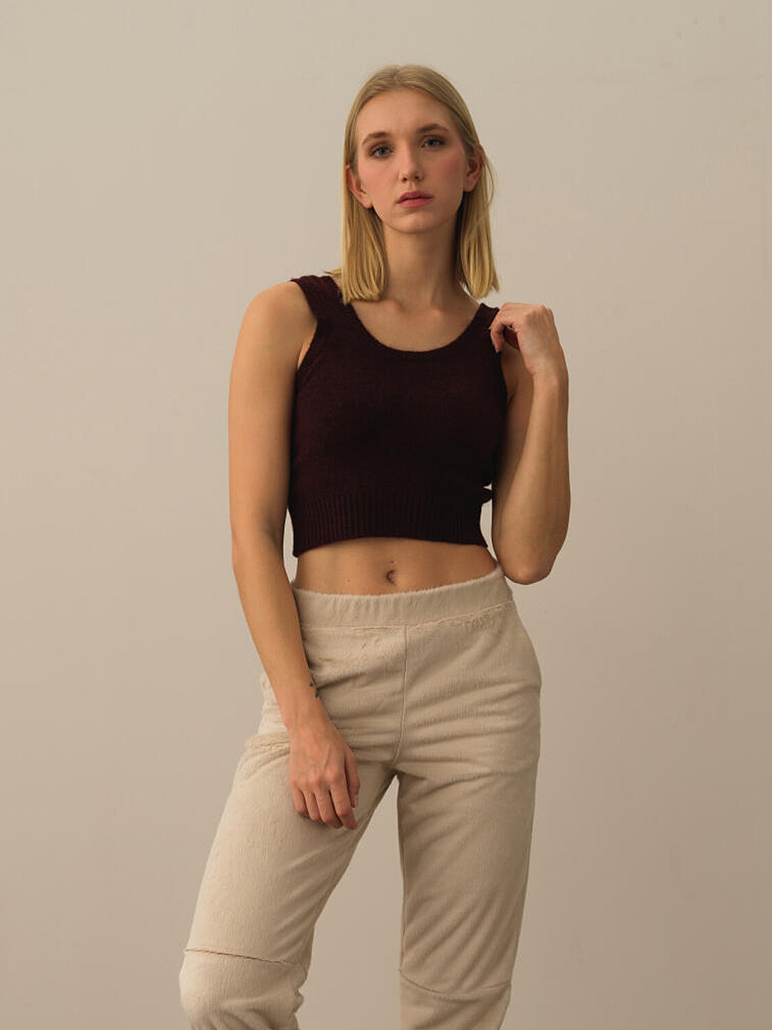 U-Neck Regular Fit Knit Tank Top - 1