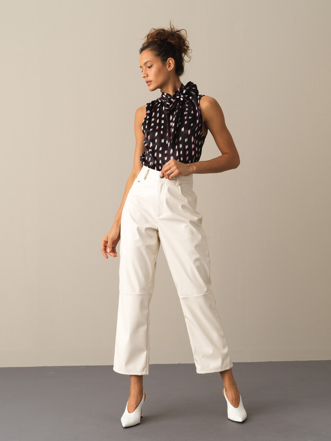 Regular Fit Patterned Sleeveless Satin Blouse - Xint