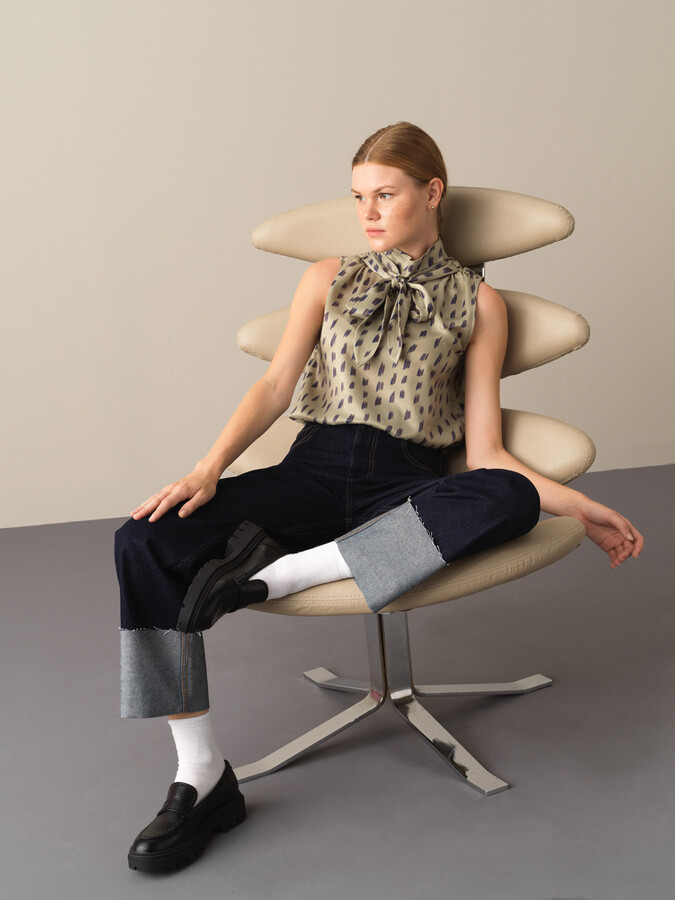 Regular Fit Patterned Sleeveless Satin Blouse - Xint