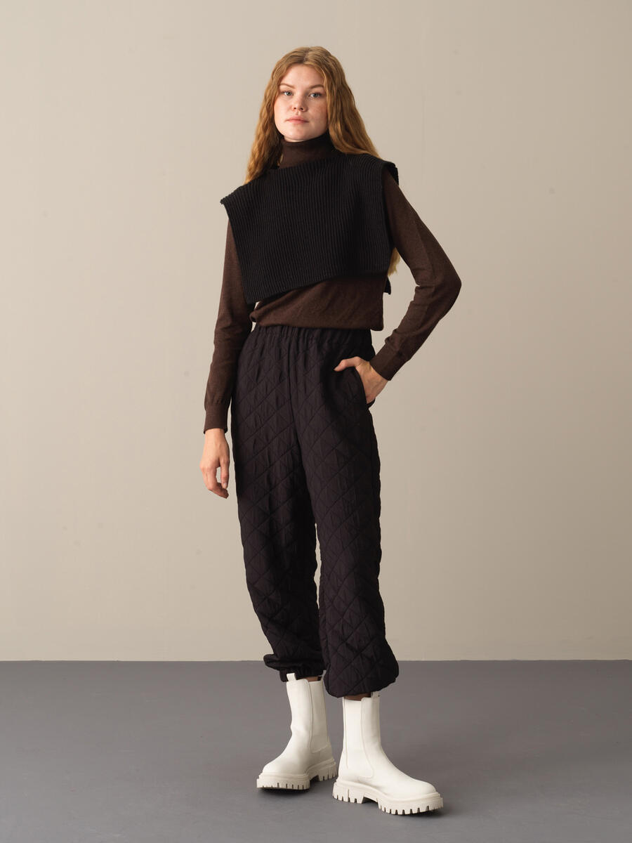 Side-Slit Regular Fit Hooded Short Sweater - 2