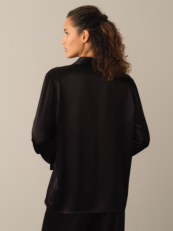 Oversized Satin Shirt - Xint