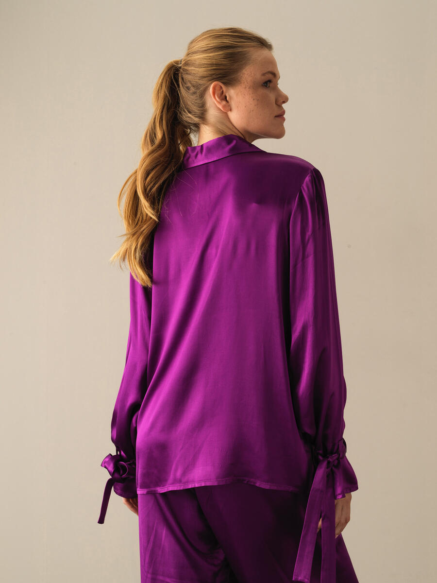 Oversized Satin Shirt - 6