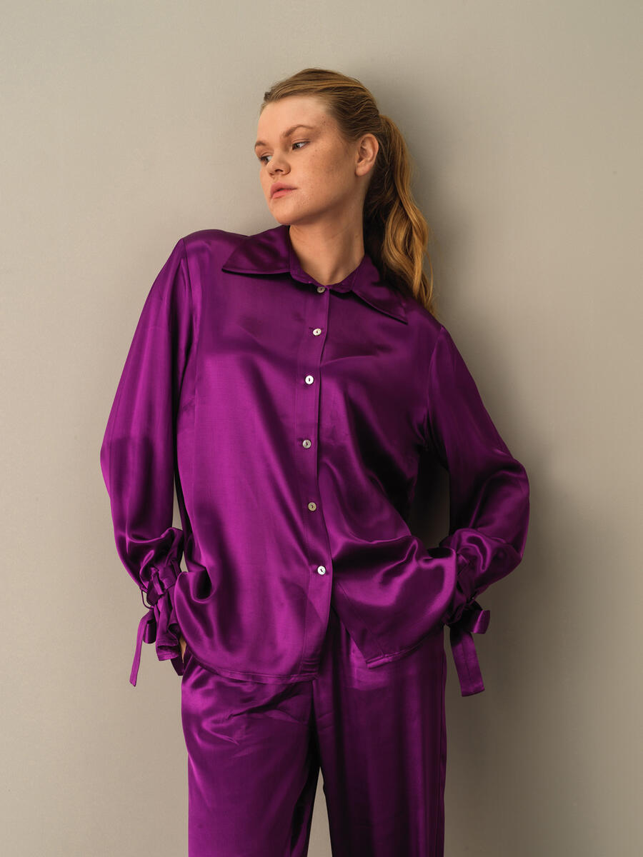 Oversized Satin Shirt - 3