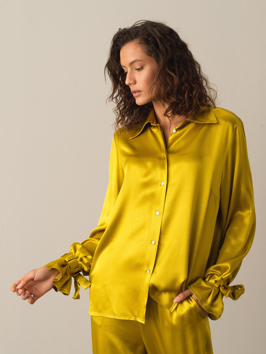 Oversized Satin Shirt - 4