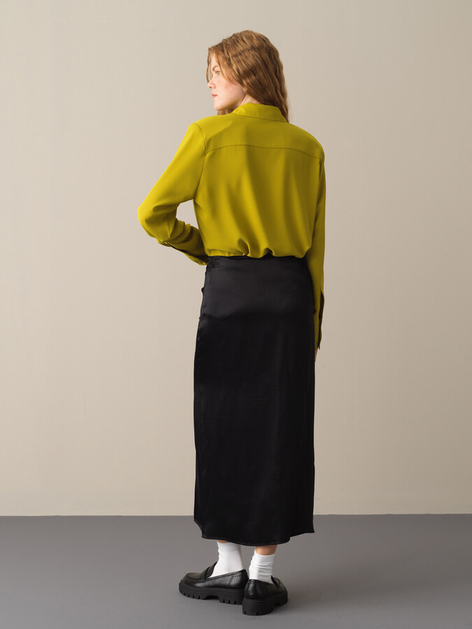 Shoulder-Padded Oversized Shirt - Xint