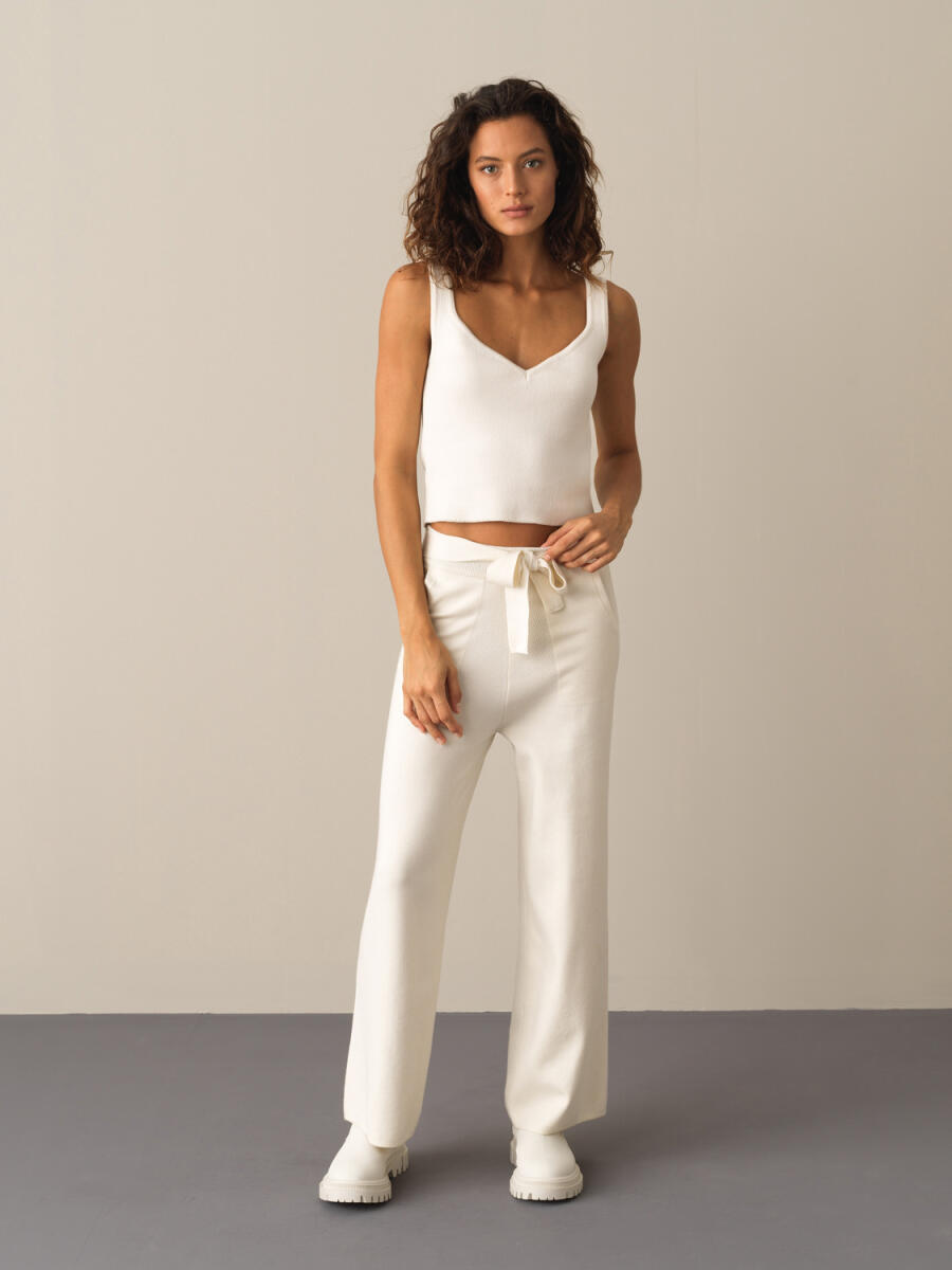 Cotton Slim Fit Knitted Basic Tank Top - 3