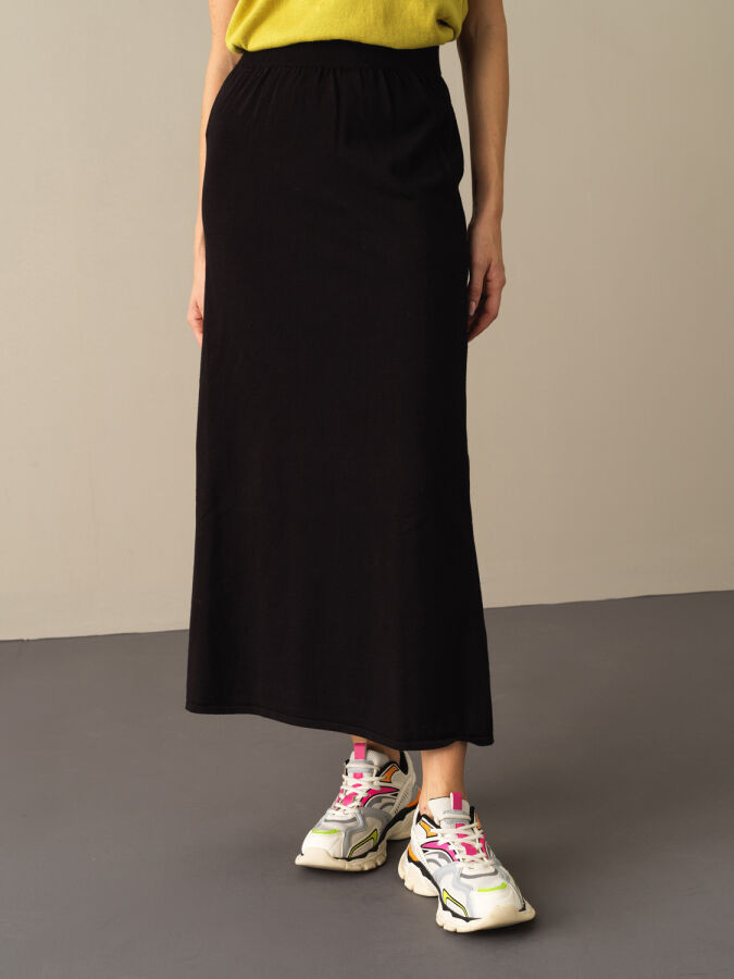 Elastic Waist Regular Fit Knitted Long Skirt - Xint