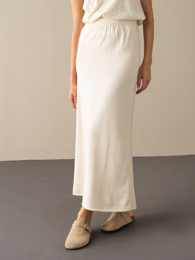 Elastic Waist Regular Fit Knitted Long Skirt - Xint
