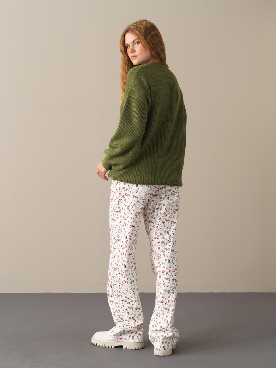 Crew Neck Oversized Sweater - 3