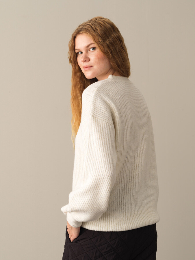 Crew Neck Oversized Sweater - Xint