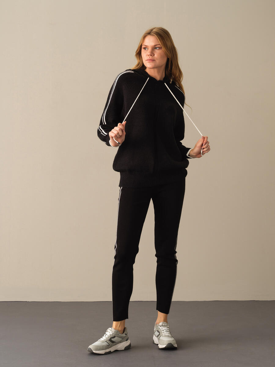 Hooded Oversized Sweater - 3