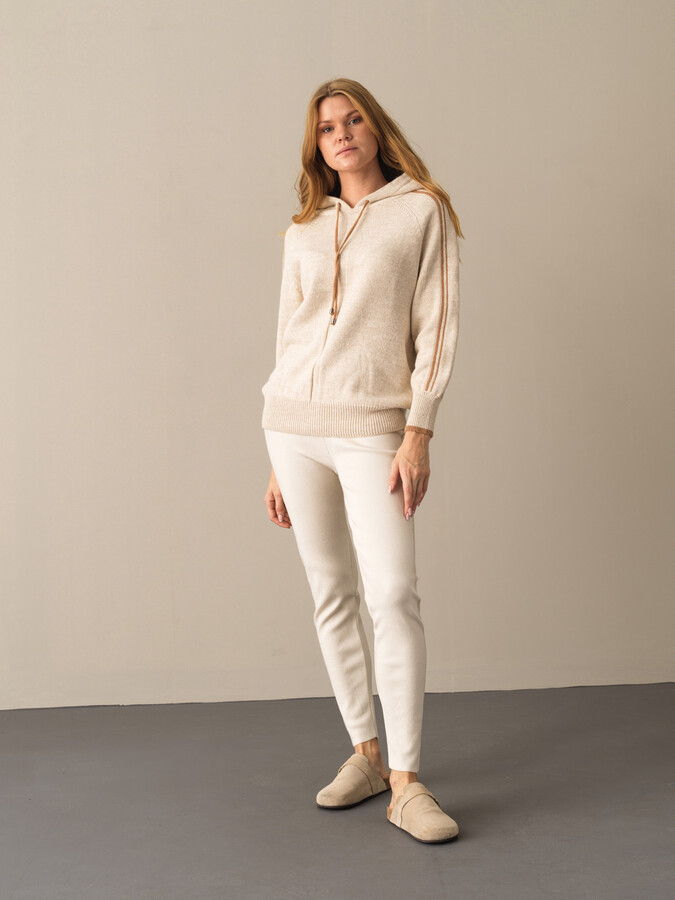 Hooded Oversized Sweater - Xint